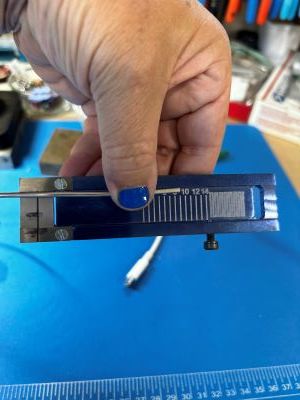 Susan LeGuyader's Getting the Ring Shank Size Right - , General Education, , place the wire on the gauge at the size needed